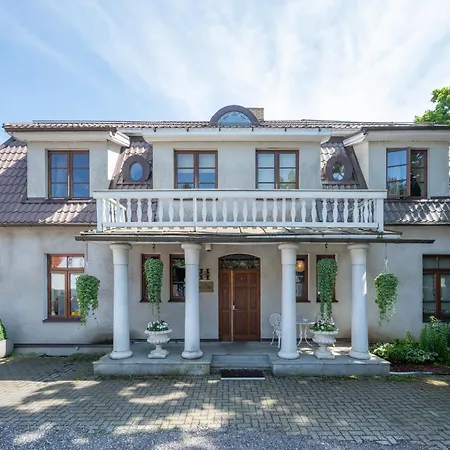 B&B Paivilla Boutique